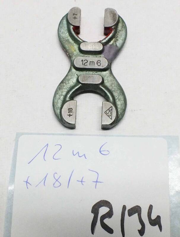 Grenzrachenlehre doppels. 12 mm CSE 12m6 +18/+7 gebraucht Rachenlehre R/34