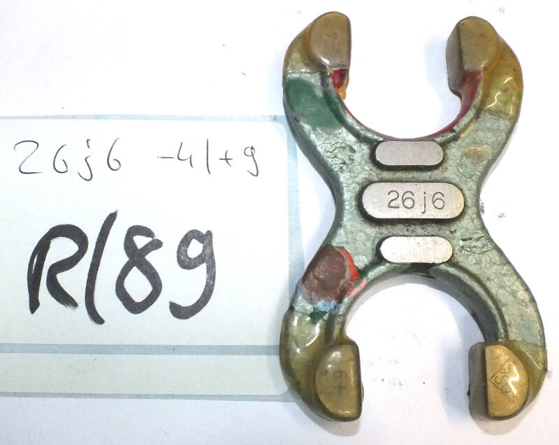 Grenzrachenlehre 26 mm doppels. 26j6 -4/+9 gebraucht Rachenlehre  R/89