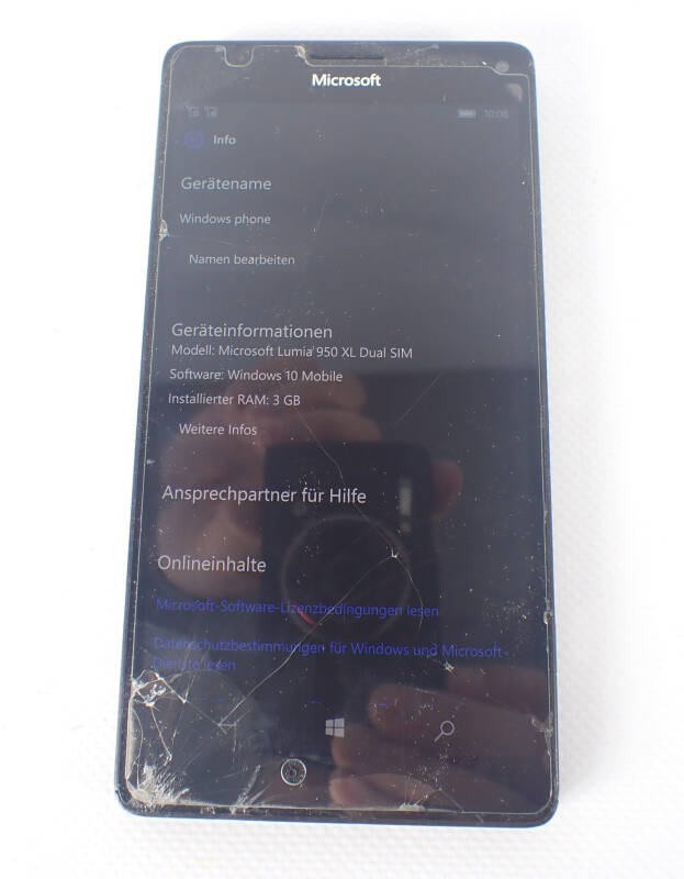 Lumia 950 XL Dual Sim Windows Phone 3 GB Windows 10 Mobile Displayschaden