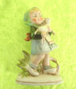 kleine figürliche Keramik Kind mit Lamm 11 cm hoch Nippes_02