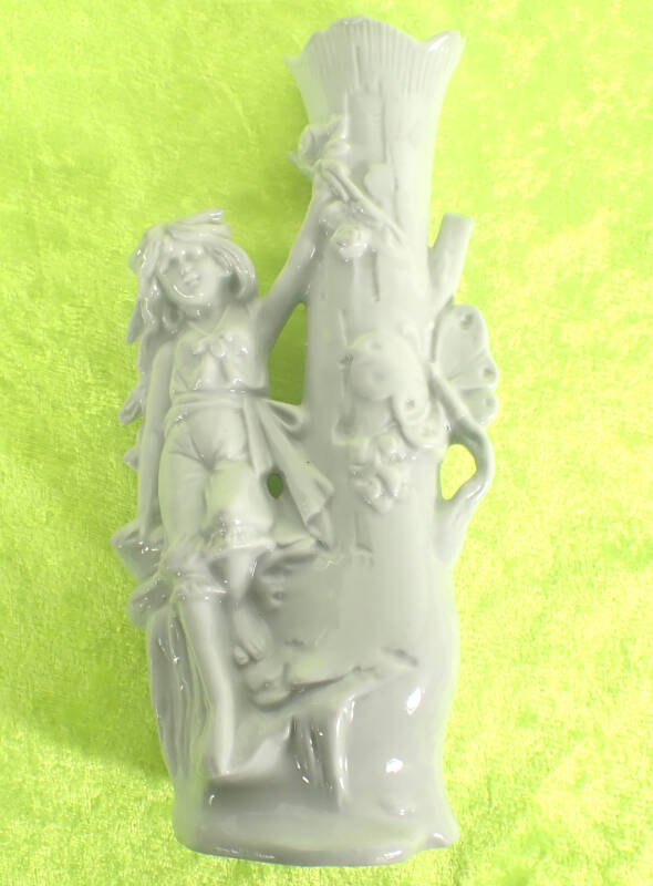 Vase Keramik Mädchen mit Bauml 18 cm hoch Nippes_07
