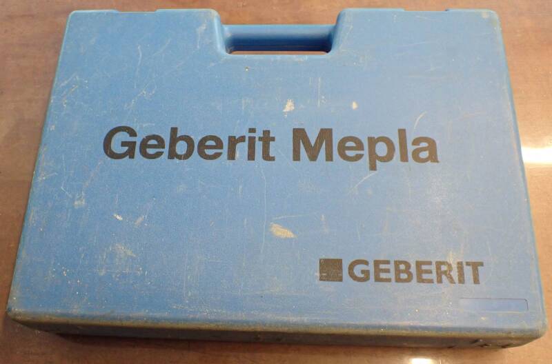 Gebrauchte Rohrbiegemaschine Geberit Mepla 16 - 32 mm hydraulisch im Koffer H242