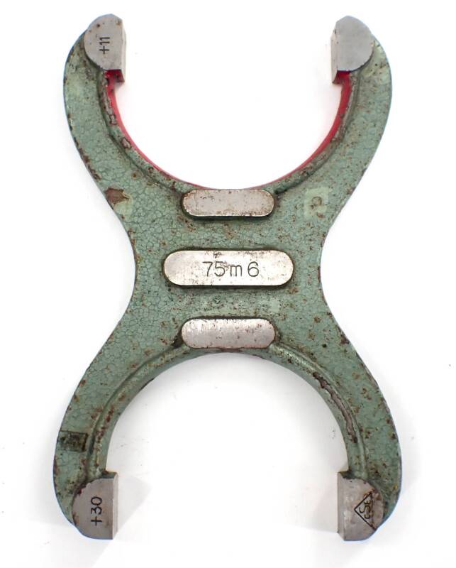 Grenzrachenlehre doppelmäulig CSE 75m6 +30 / +11 siehe Bild gebraucht R/123