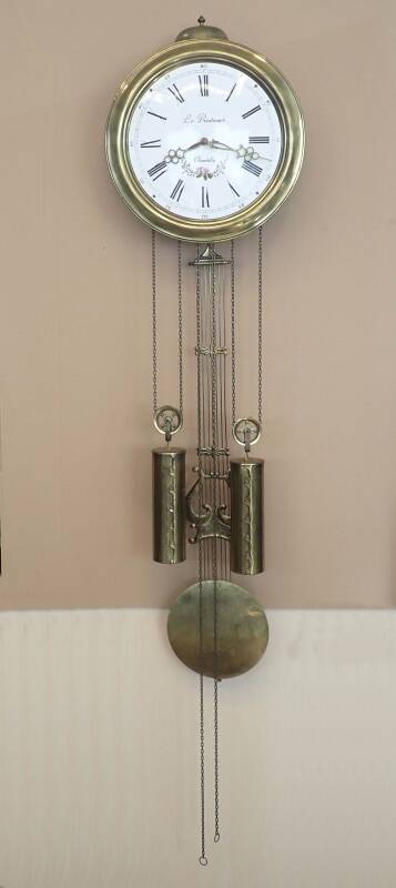 alte Comtoise Pendeluhr La Printemps Chantilly läuft tadellos mit Gewichten H283
