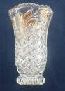 schöne ältere Glasvase mit Verzierungen und goldenen Blättern 16 cm hoch H305