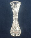 ältere zierliche Glasvase  16 cm hoch H306
