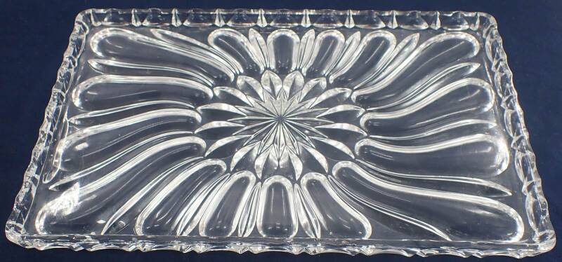 gebrauchte rechteckige Glasschale Vorlegeschale 32 x 20 cm  H311