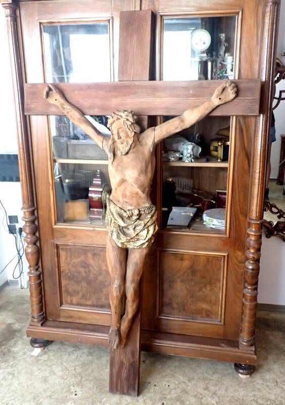 älteres großes Flurkreuz Kruzifix Schnitzerei 188 cm hoch Jesus am Kreuz H321