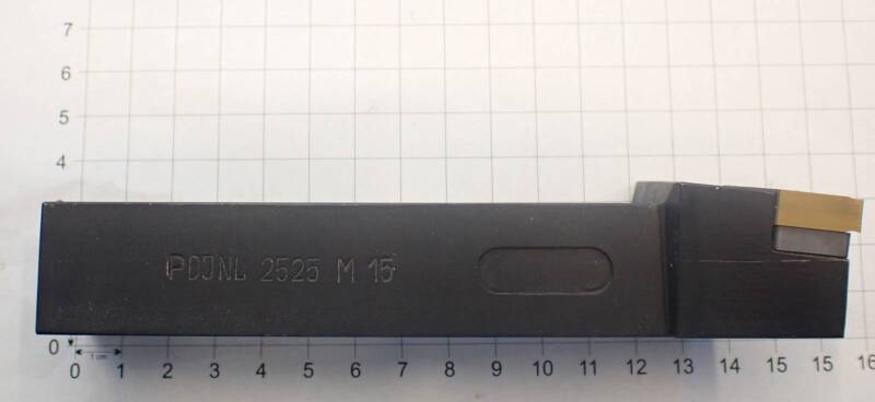 gebraucht  PDJNL 2525M15 Klemmhalter  für Wendeplatten Inserts X029